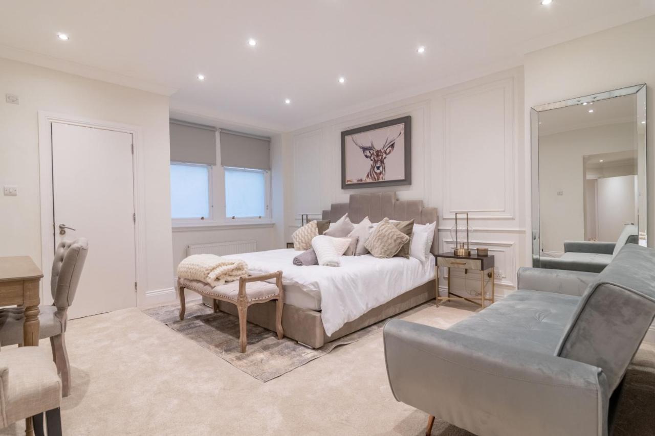Large Blythswood Residence Glasgow Room photo