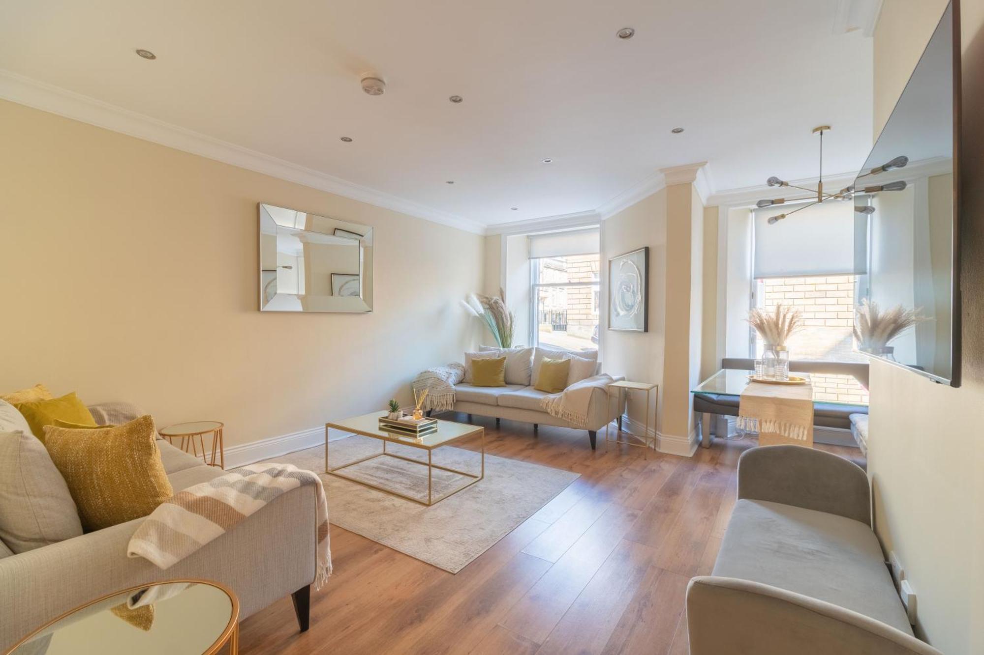 Large Blythswood Residence Glasgow Room photo